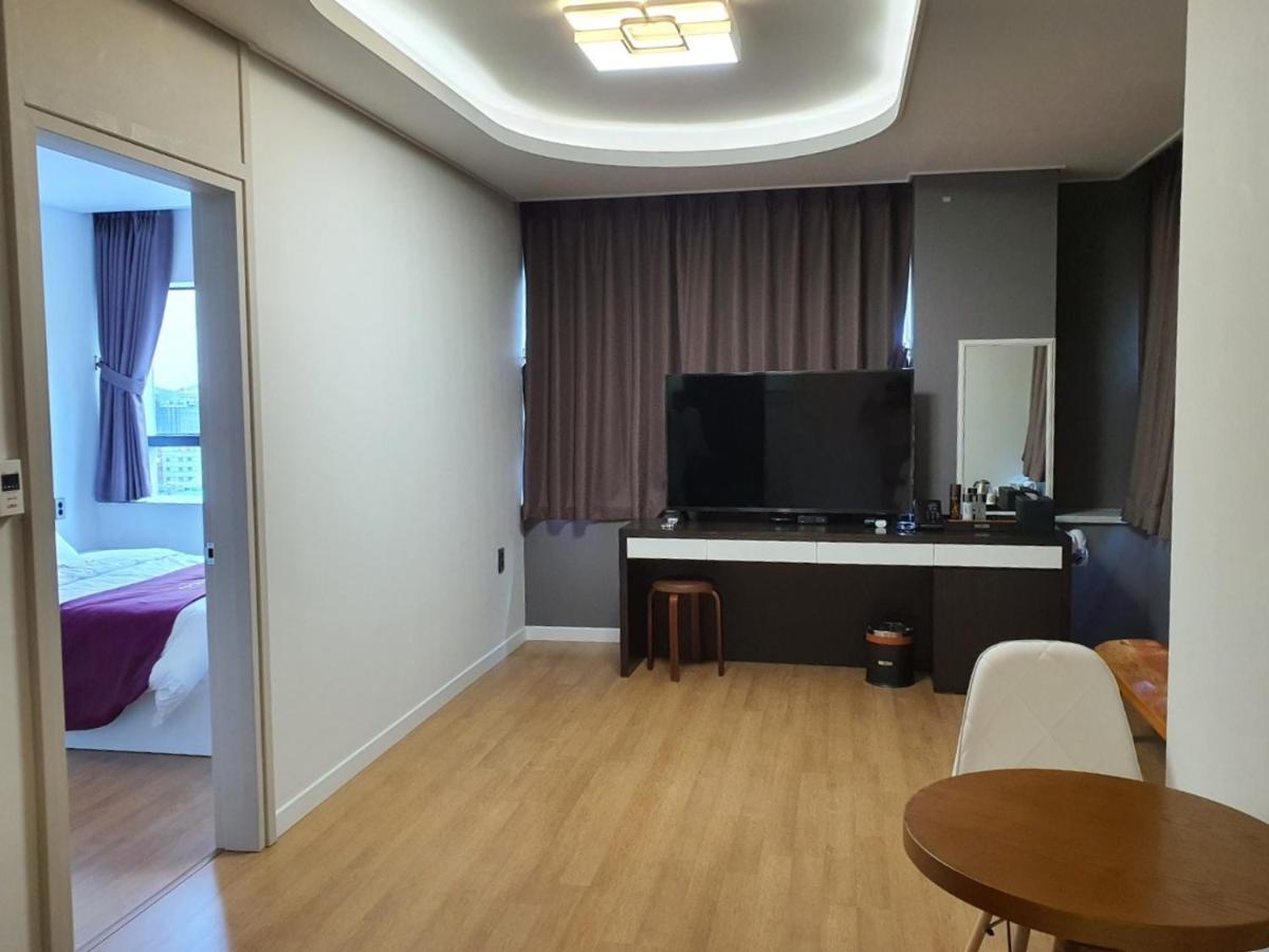 Hotel Wooin Мокпо Екстериор снимка