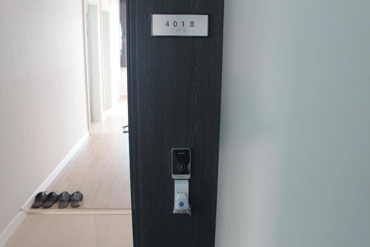 Hotel Wooin Мокпо Екстериор снимка