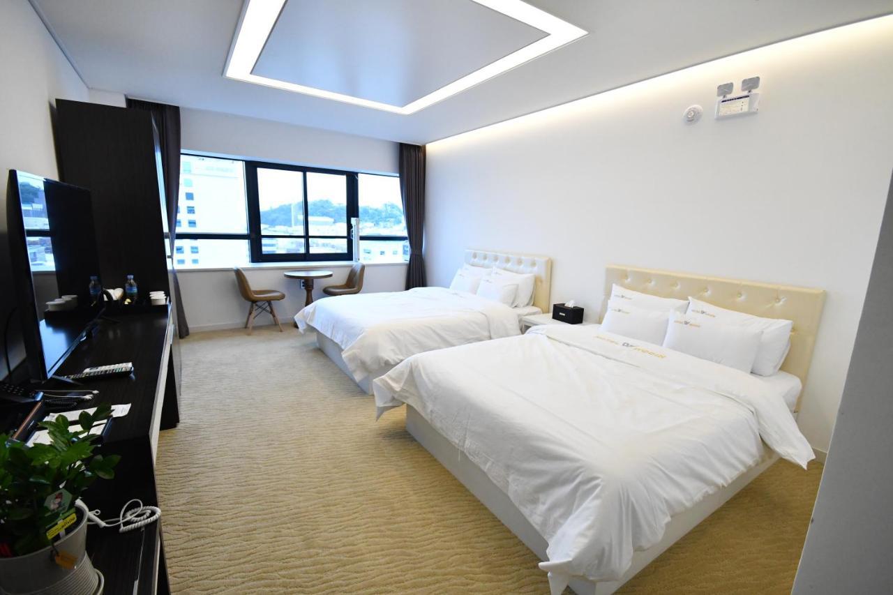 Hotel Wooin Мокпо Екстериор снимка